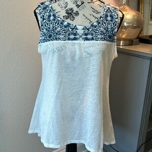 Coin 1804 Sleeveless Blouse Size Medium NWOT